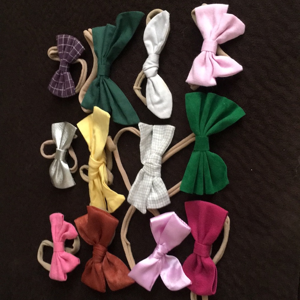 12 bows